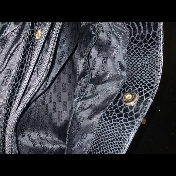 Michael kors black snake skin with gold hardware - Picture 2 of 5